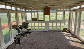 180 Snell Rd, Carrizozo, NM 88301