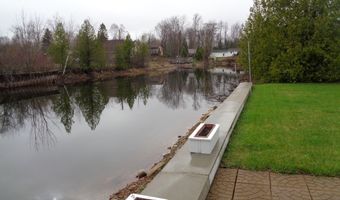 139 Bear Point Rd, Alpena, MI 49707