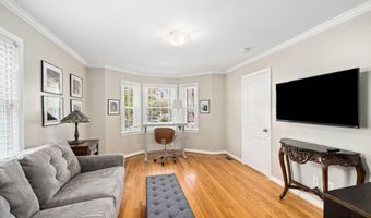 1604 N EDGEWOOD St, Arlington, VA 22201