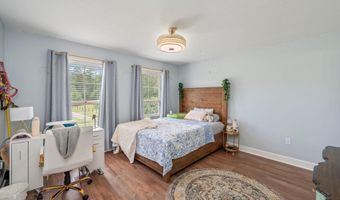 652 Tommy Eiland Rd, Baker, FL 32531