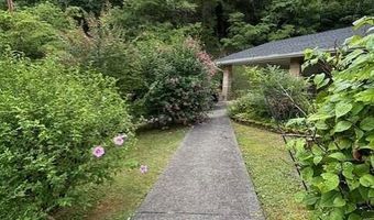 96 Cemetary Loop Rd, Allen, KY 41601