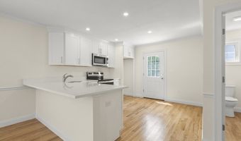 5-7 W Chapel, Abington, MA 02151