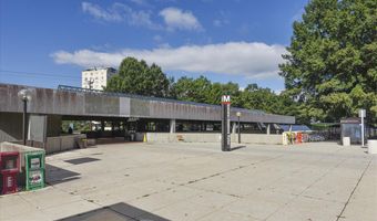 16 DUDLEY Ct 7, Bethesda, MD 20814