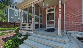 1715 Liberty St, Alton, IL 62002
