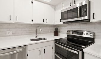 3080 S ABINGDON St A1, Arlington, VA 22206