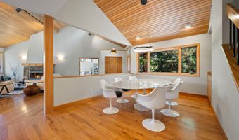 4211 NW Lower Village Rd, Bend, OR 97703