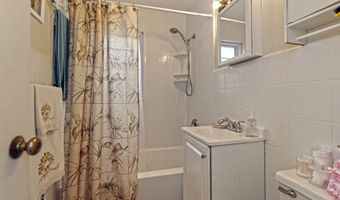 460 Lexington Ave APT 201, Bridgeport, CT 06604
