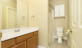 4625 Burbank Dr #301, Baton Rouge, LA 70820