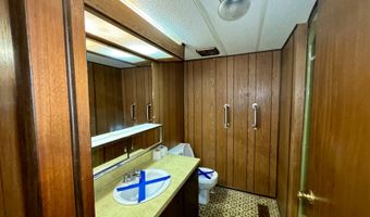 1401 6th St, Britton, SD 57430