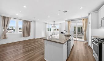 1615 W Bushell St, Anaheim, CA 92805