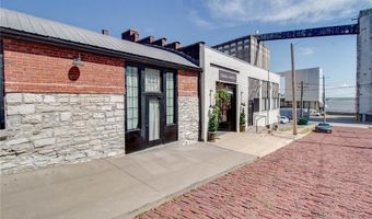 309 Wall St, Alton, IL 62002