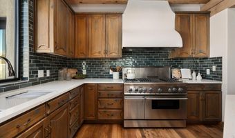 6877 Marshall Dr, Boulder, CO 80303