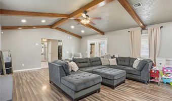 319 Cameron Dr, Altus, OK 73521