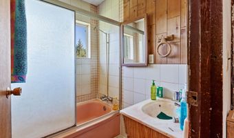 401 APPLETON Rd, Appleton, WA 98602