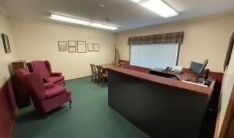 105 N Hickory St, Aberdeen, MS 39730