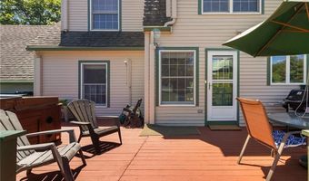 227 Prospect Ave, Middletown, RI 02842