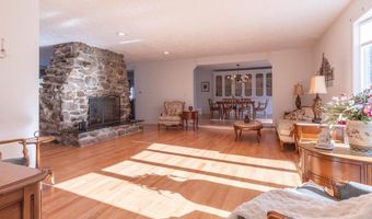 28 Crown Hill Rd, Atkinson, NH 03811