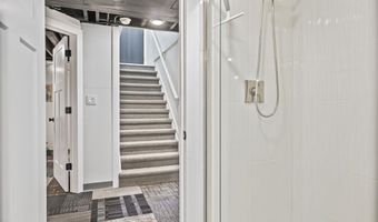 1858 Rutledge St, Madison, WI 53704