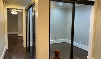 915 C St SE, Washington, DC 20003