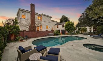 1121 BAY St, Alameda, CA 94501
