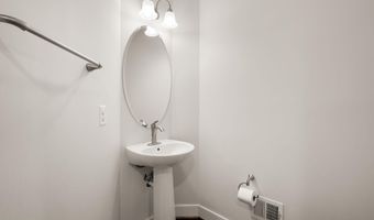 2505 MAIN LINE Blvd, Alexandria, VA 22301