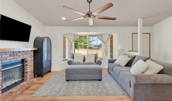 21930 Mohican Ave, Apple Valley, CA 92307