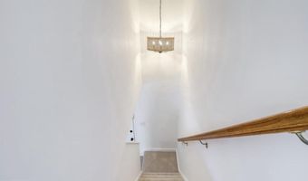 5934 MAYFLOWER Ct, Alexandria, VA 22312