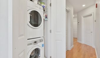 214-216 E Eagle St 5, Boston, MA 02128
