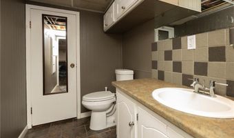 605 E Hawthorne St, Albert Lea, MN 56007