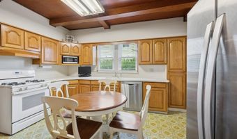 45 Crosby Ave, Albertson, NY 11507