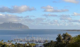 44-102 Kauinohea Pl, Kaneohe, HI 96744