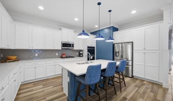 725 WINTERSIDE Dr, Apollo Beach, FL 33572