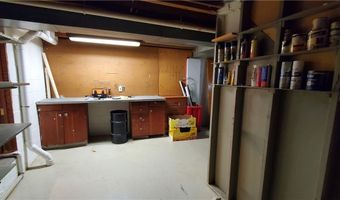 10830 Wilma Ave NE, Alliance, OH 44601