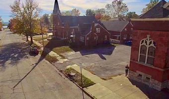 720 Henry St, Alton, IL 62002