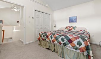 8 Panaway Dr, Campton, NH 03223