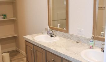 5846 Bufflehead Dr, Bonanza, OR 97623