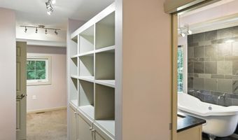 37 Magazine St, Bedford, NH 03110