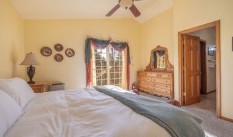43942 Rainbow Ln, Angelus Oaks, CA 92305