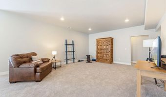 1281 Coffman Dr, Berthoud, CO 80513