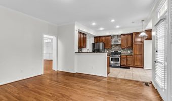 6618 FROST LAKE Ln, Alexandria, VA 22315