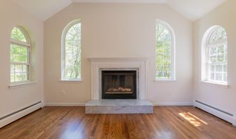 144 Lamsden Dr, Albrightsville, PA 18210