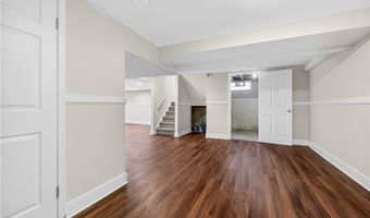 578 N Main St, Amherst, OH 44001