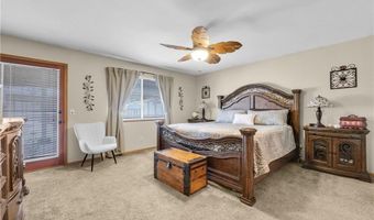 13931 Falling Leaf Rd, Apple Valley, CA 92307