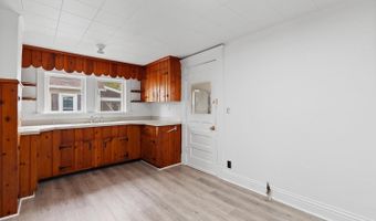 415 W Beecher, Adrian, MI 49221