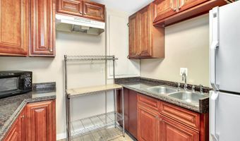 21102 RAINTREE Ct, Ashburn, VA 20147
