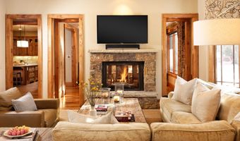 1395 Sierra Vista Dr Unit 1, Aspen, CO 81611