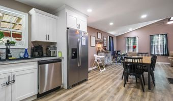 209 Ennis Rd, Barnesville, GA 30204