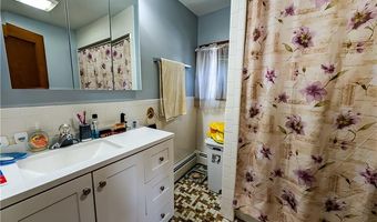 58 Richard St, Cranston, RI 02910