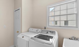 668 Boston Ct, Ann Arbor, MI 48103