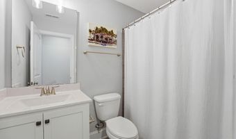 834 Winston Pines Dr, Aberdeen, NC 28315